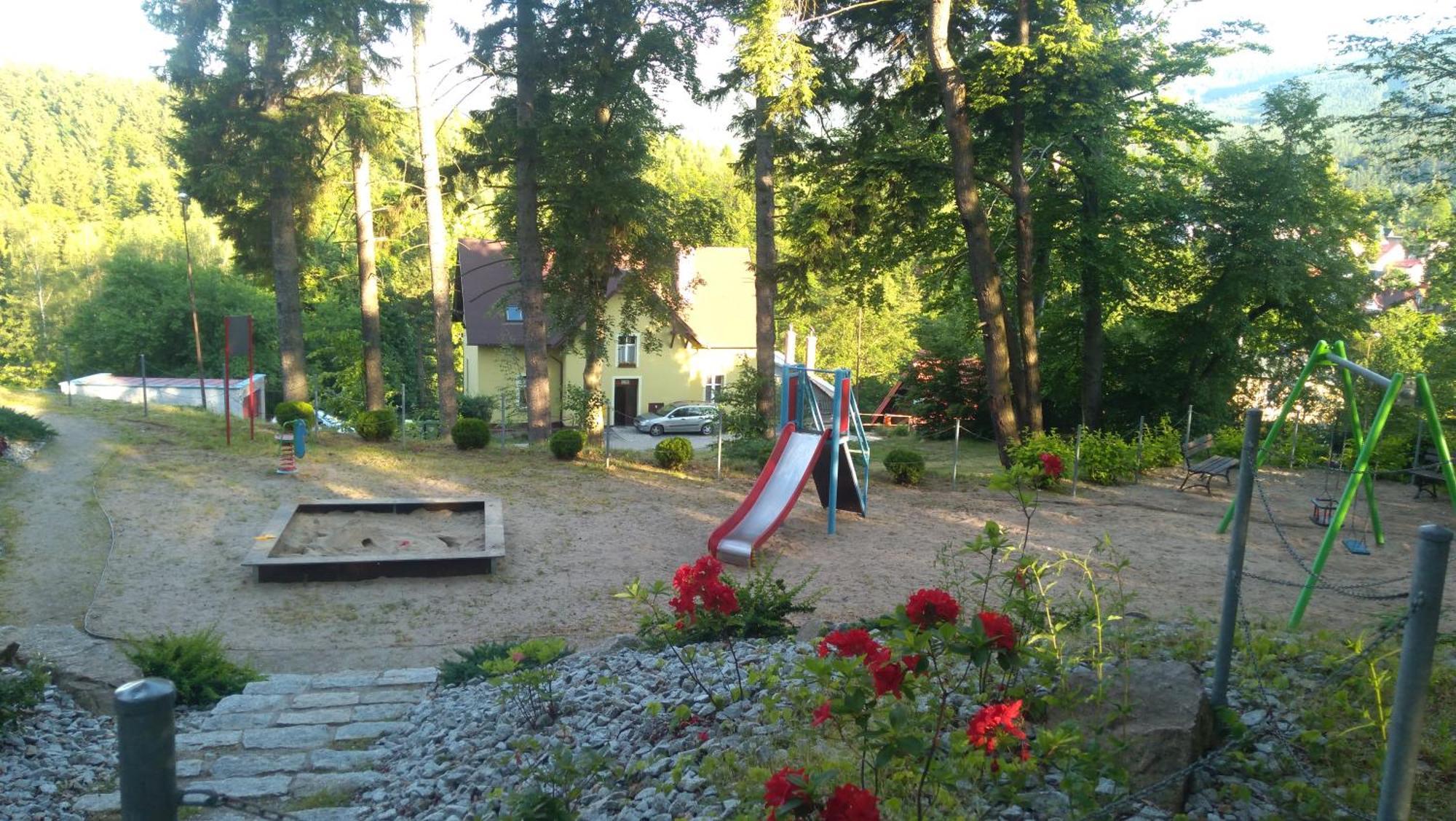 Willa Nimfa Apartamenty W Centrum Шклярска-Поремба Экстерьер фото
